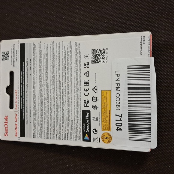 Dual Drive 128 gb for Android Smartphones and USB devices - Picture 2 of 8